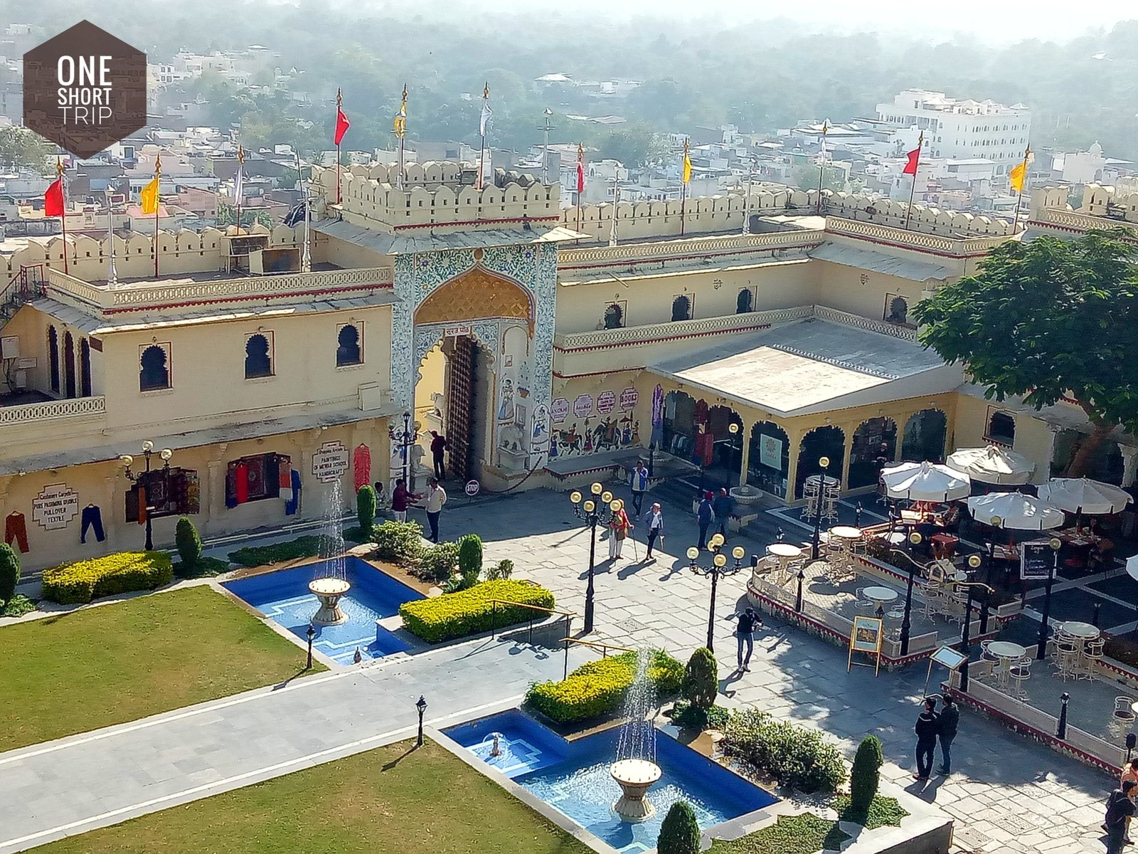 City Palace Udaipur overlooking Lake Pichola City Palace Udaipur overlooking Lake Pichola