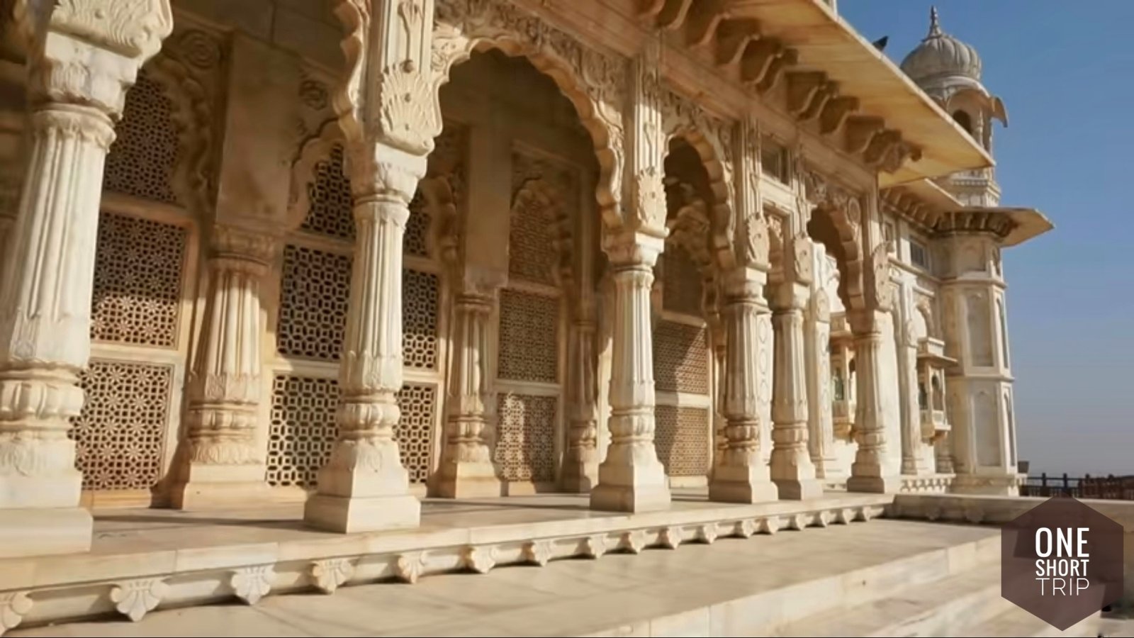 Jaswant Thada Jodhpur scenic surroundings