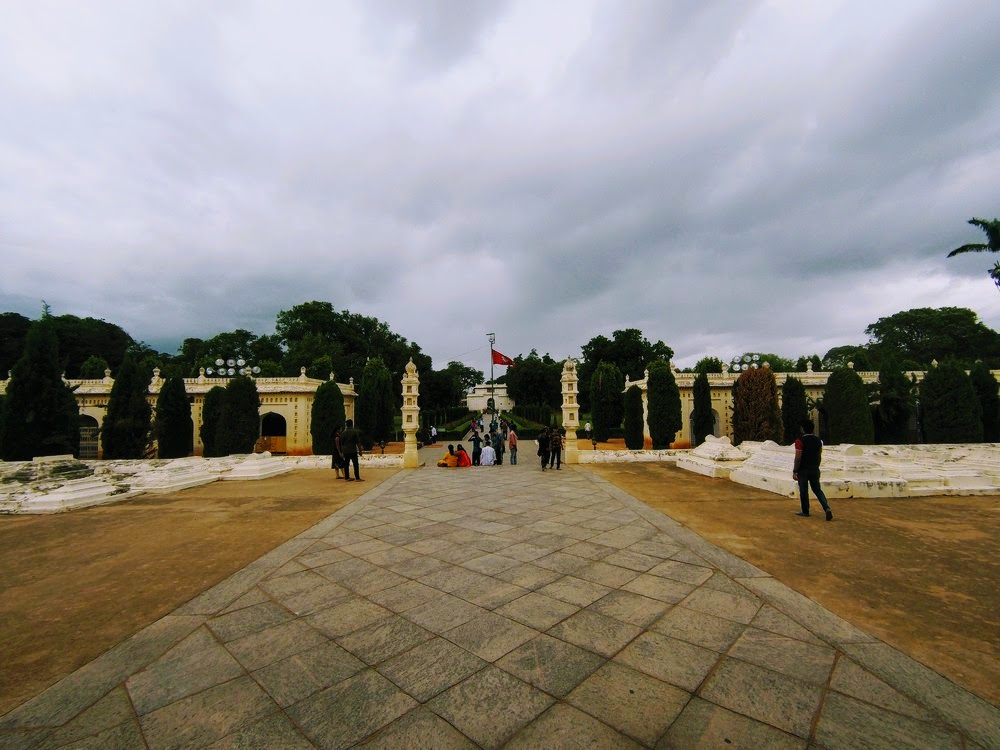 Tipu Sultan Gumbaz mausoleum architecture in Srirangapatna