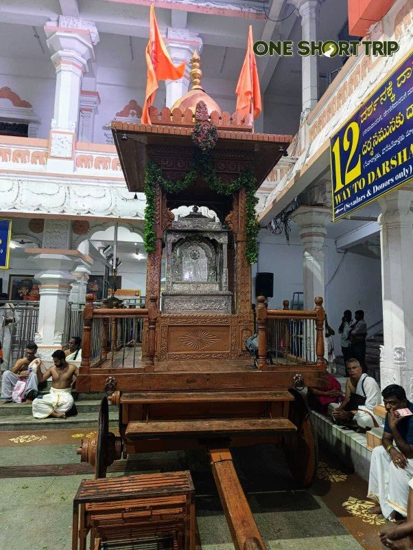 Pilgrims at the sacred Mantralaya pilgrimage centre