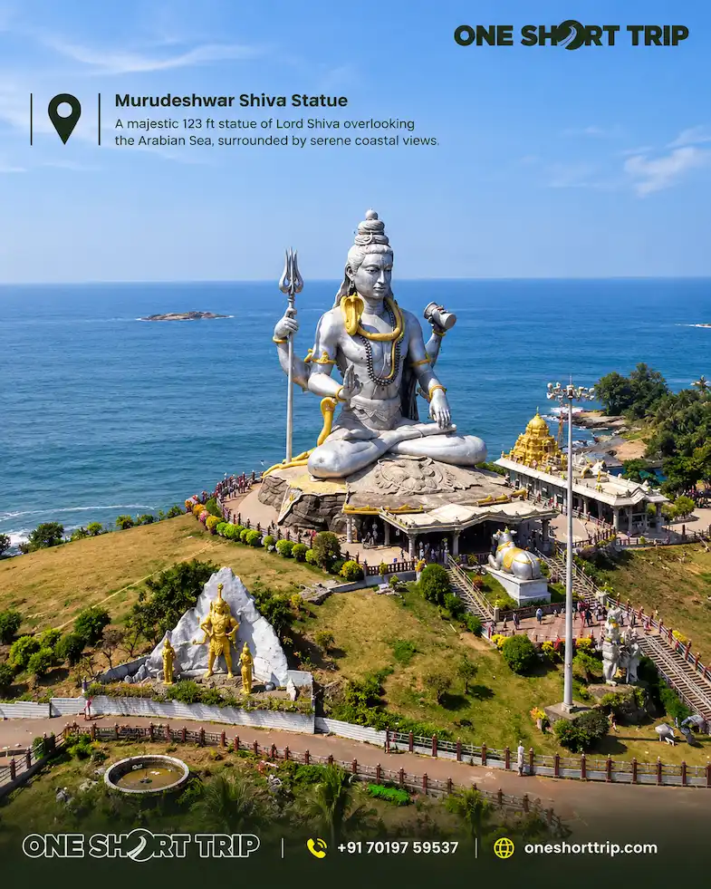 Murudeshwar Shiva Statue overlooking the Arabian Sea on a coastal Karnataka tour from Bangalore