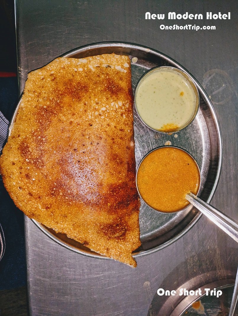 Masala dosa at New Modern Hotel