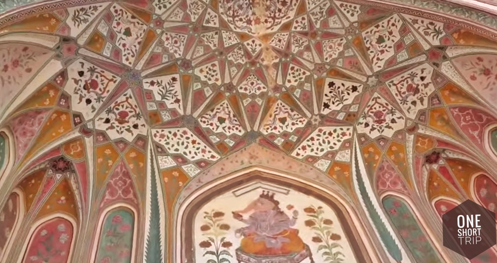 Approach to Amer Fort through the historic Amer area