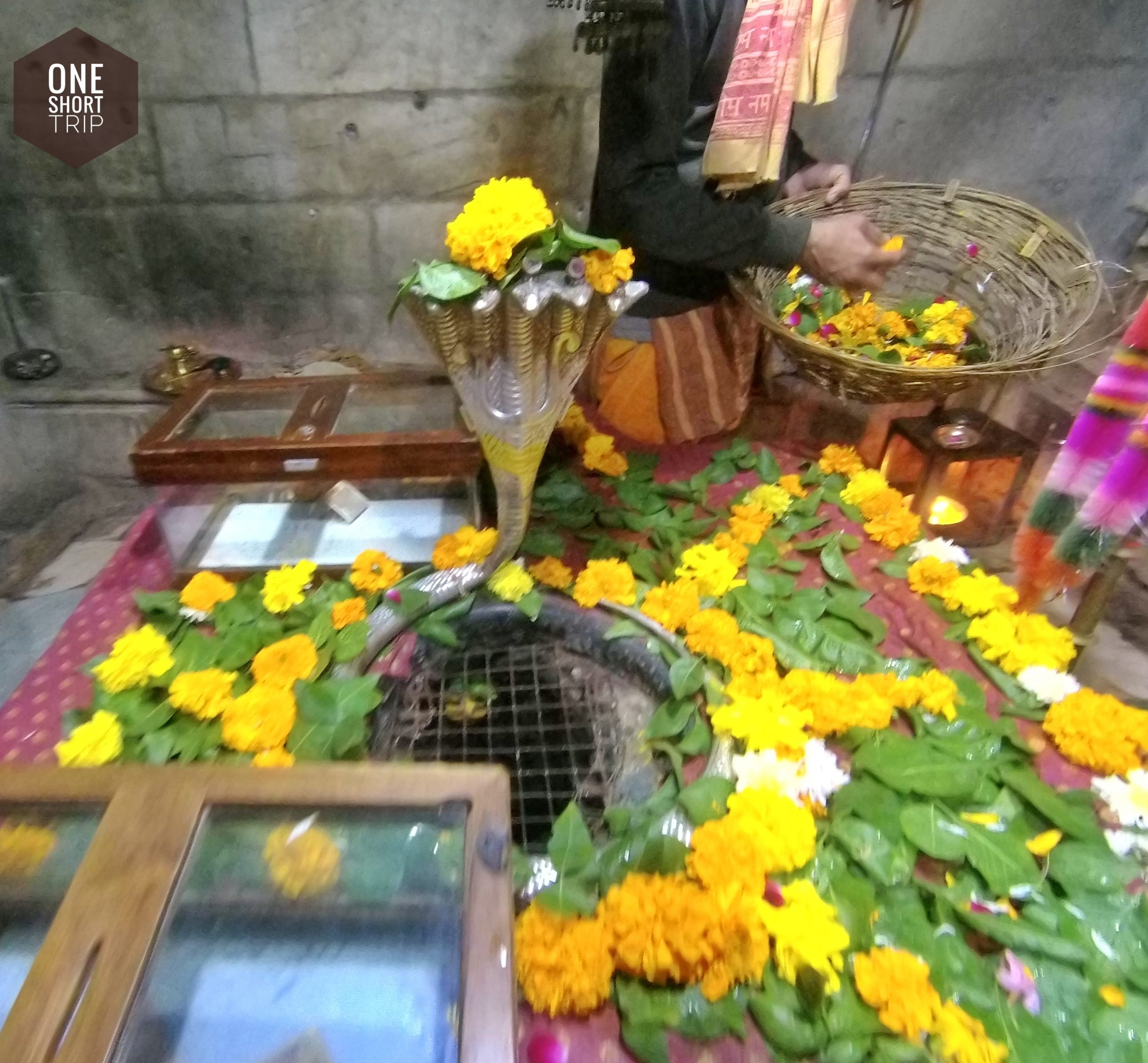 Achaleshwar Mahadev temple