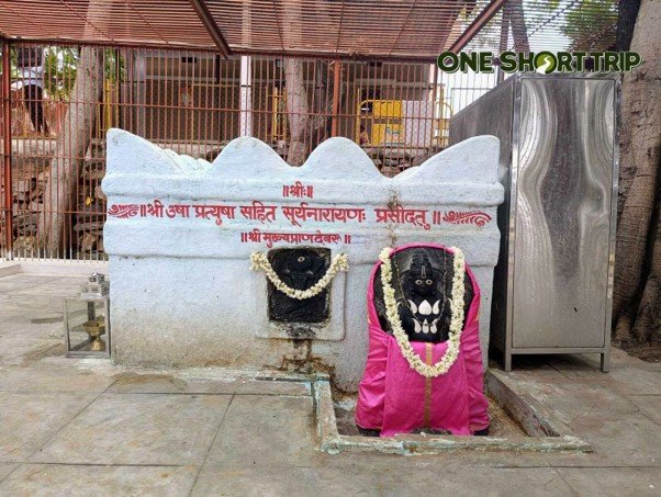 Sri Raghavendra Swamy worship area at Bichale Brundavana