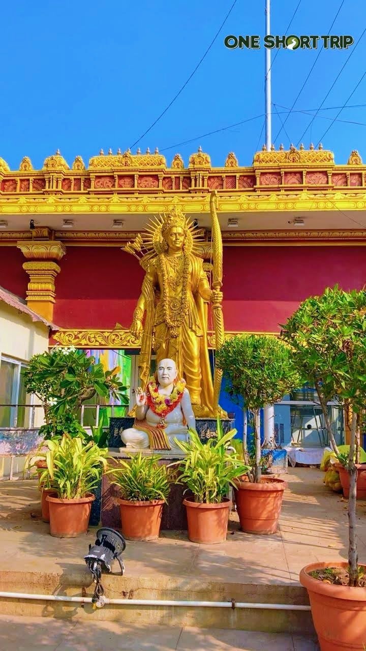 Mantralaya 5 Golden idol at Sri Raghavendra Swamy Matha, Mantralaya