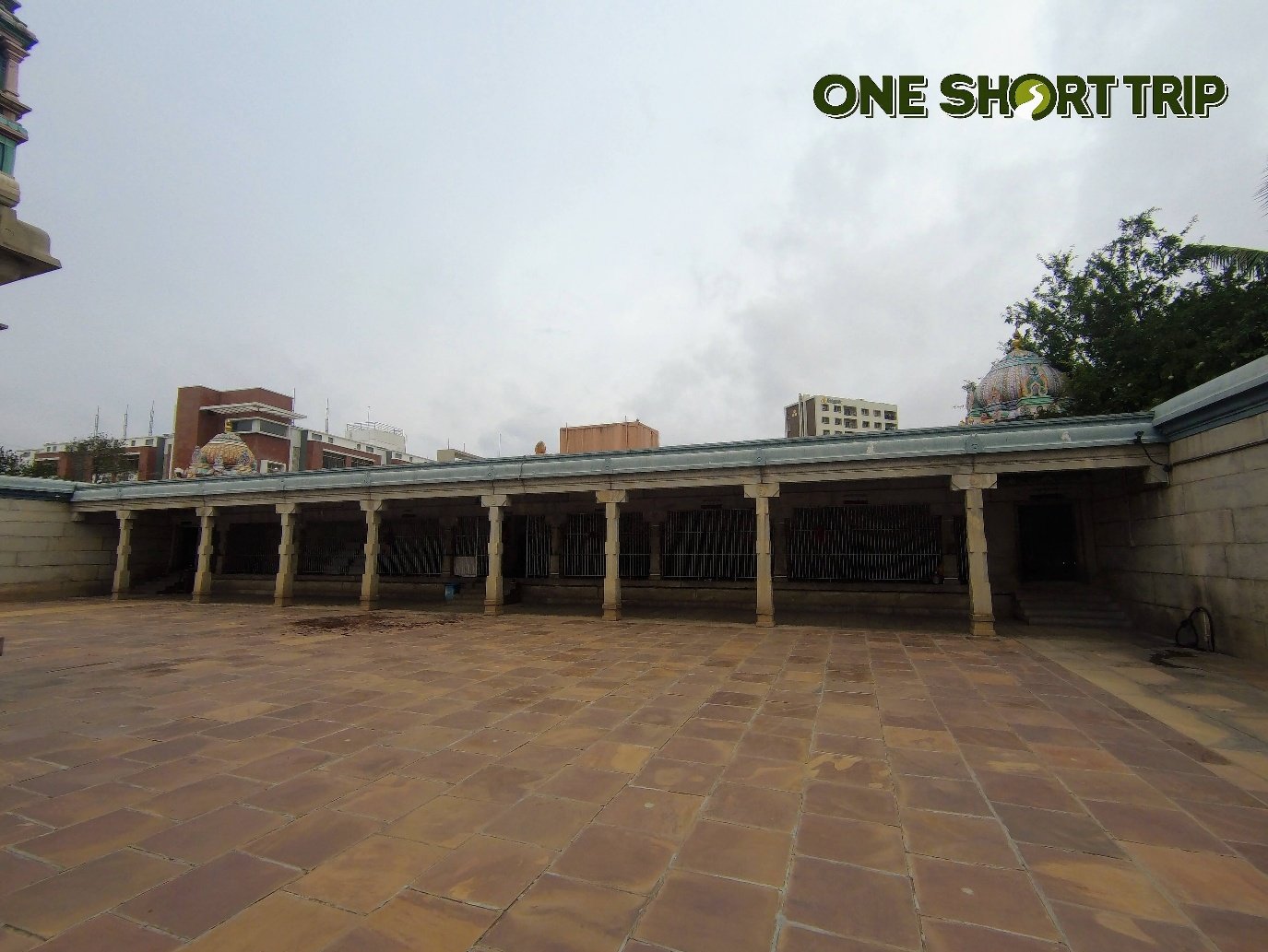 Corridor and gopuram at Shree Meenakshi Sundareshwara Temple, Bannerghatta Road