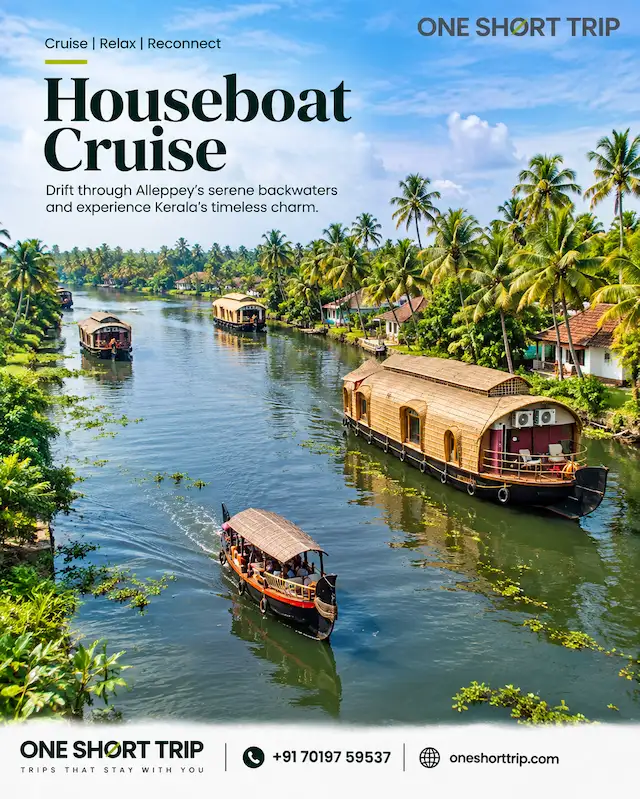 Alleppey houseboat on Kochi and Alleppey tour from Bangalore