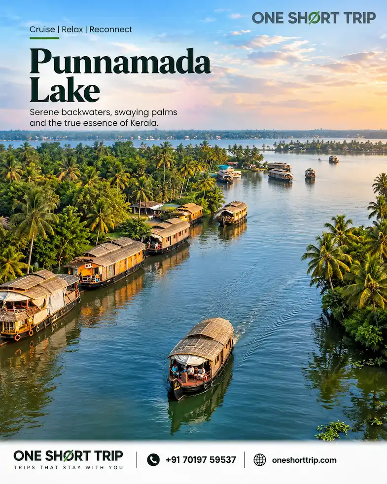 Punnamada Lake in Alleppey
